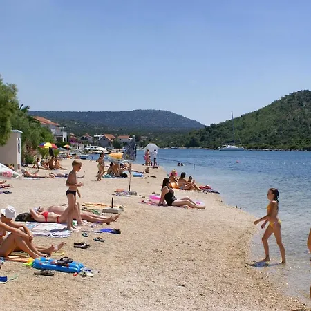 Seaside House For Families With Children Zatoglav, - 12212 Casa vacanze *