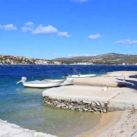 Seaside House For Families With Children Zatoglav, - 12212 Casa vacanze *