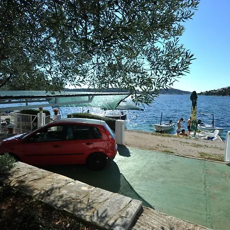 Seaside House For Families With Children Zatoglav, - 12212 *