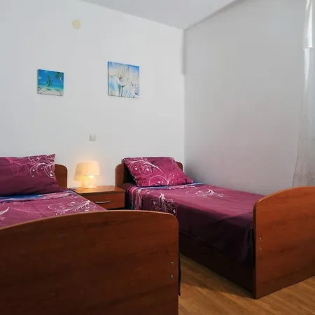 度假居 Seaside House For Families With Children Zatoglav, - 12212 罗戈兹尼察