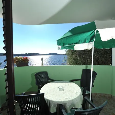 Seaside House For Families With Children Zatoglav, - 12212