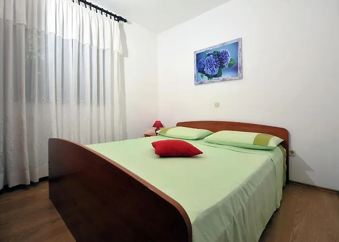 Casa de Férias Seaside House For Families With Children Zatoglav, - 12212