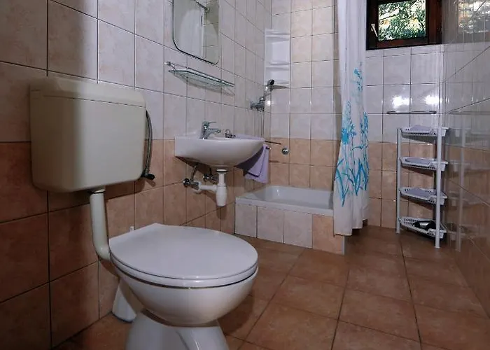 Seaside House For Families With Children Zatoglav, - 12212 Casa de Férias