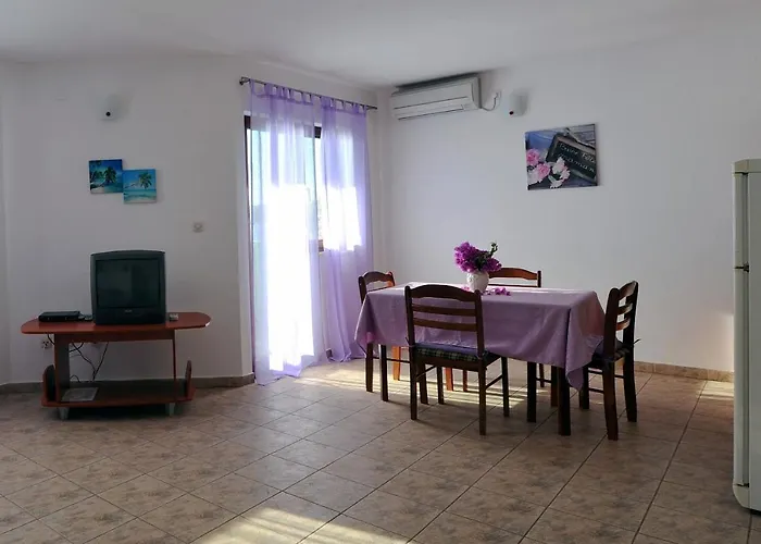 Seaside House For Families With Children Zatoglav, - 12212 Rogoznica (Sibenik-Knin)